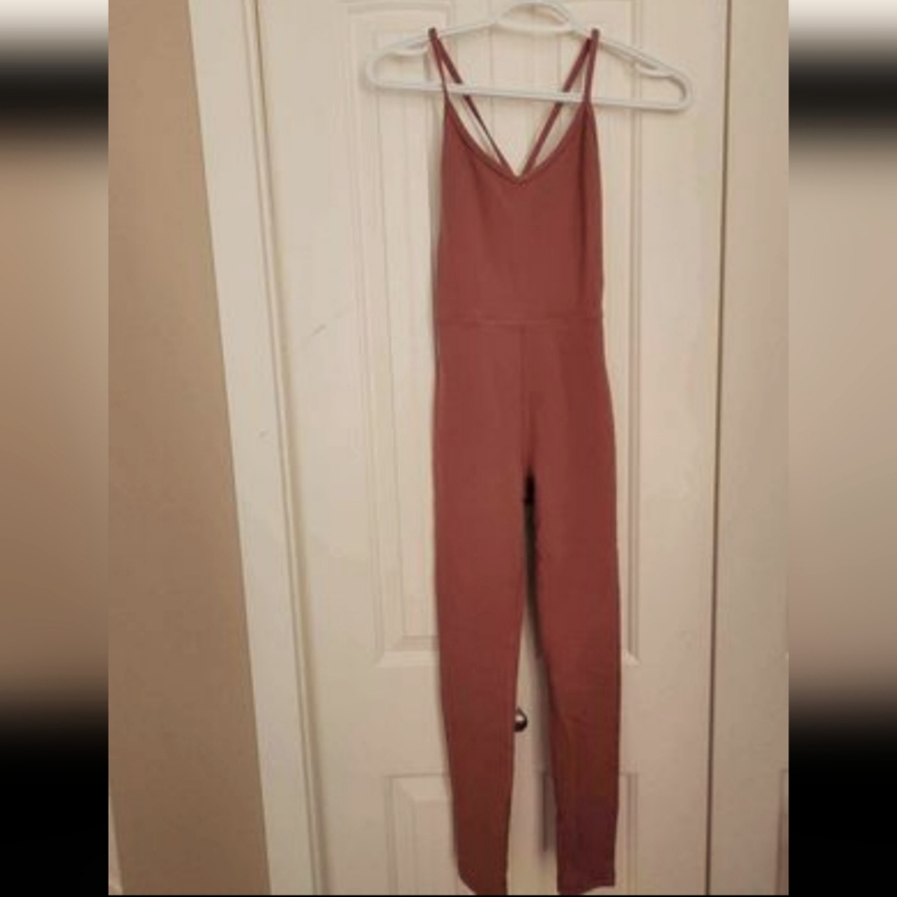 Aritzia Diverge jumpsuit (BNWT)